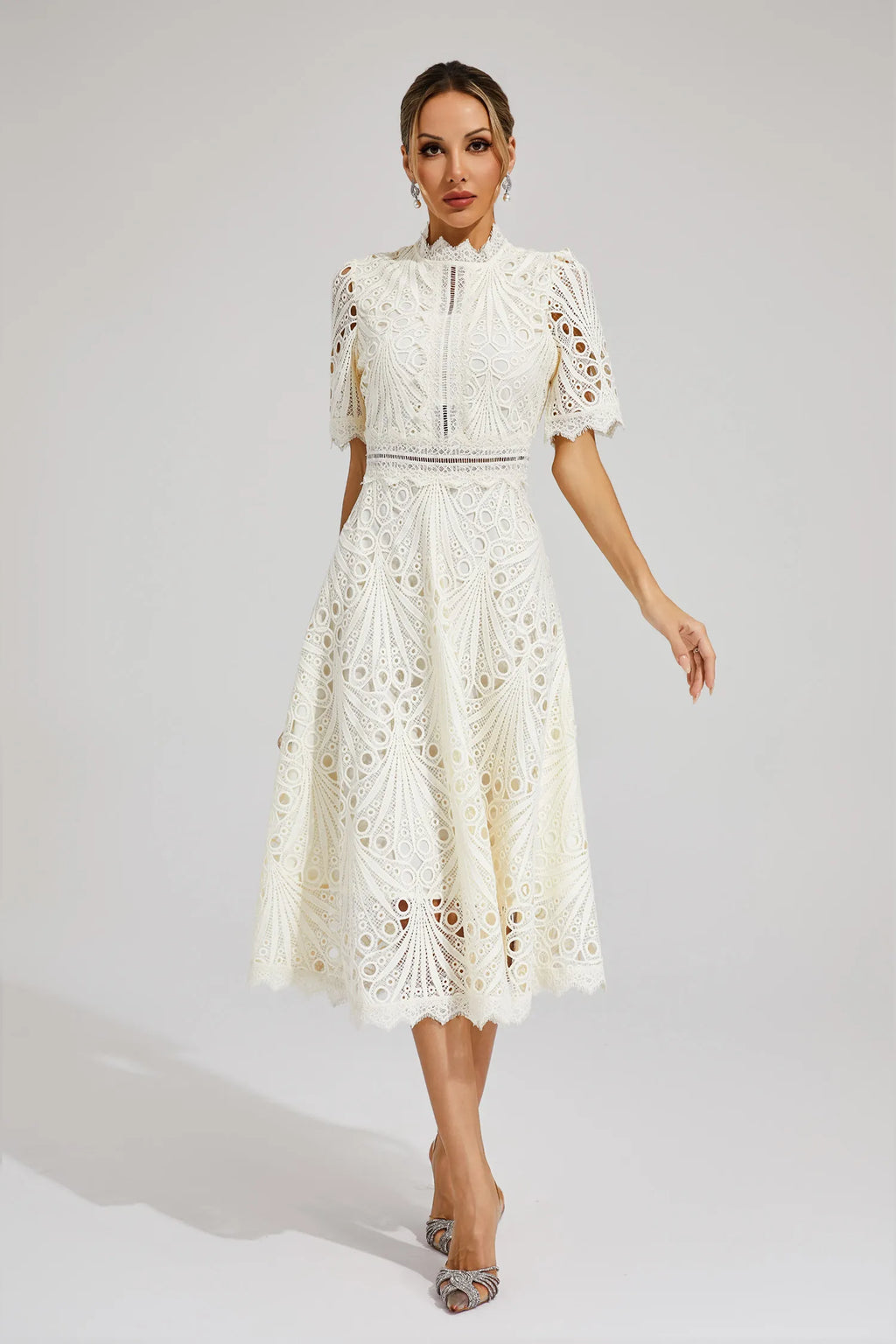 Jasmin | Women's Chic Lace Midi Dress