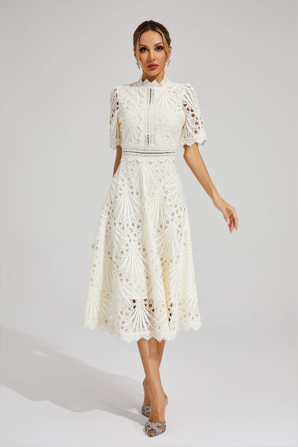 Jasmin | Women's Chic Lace Midi Dress