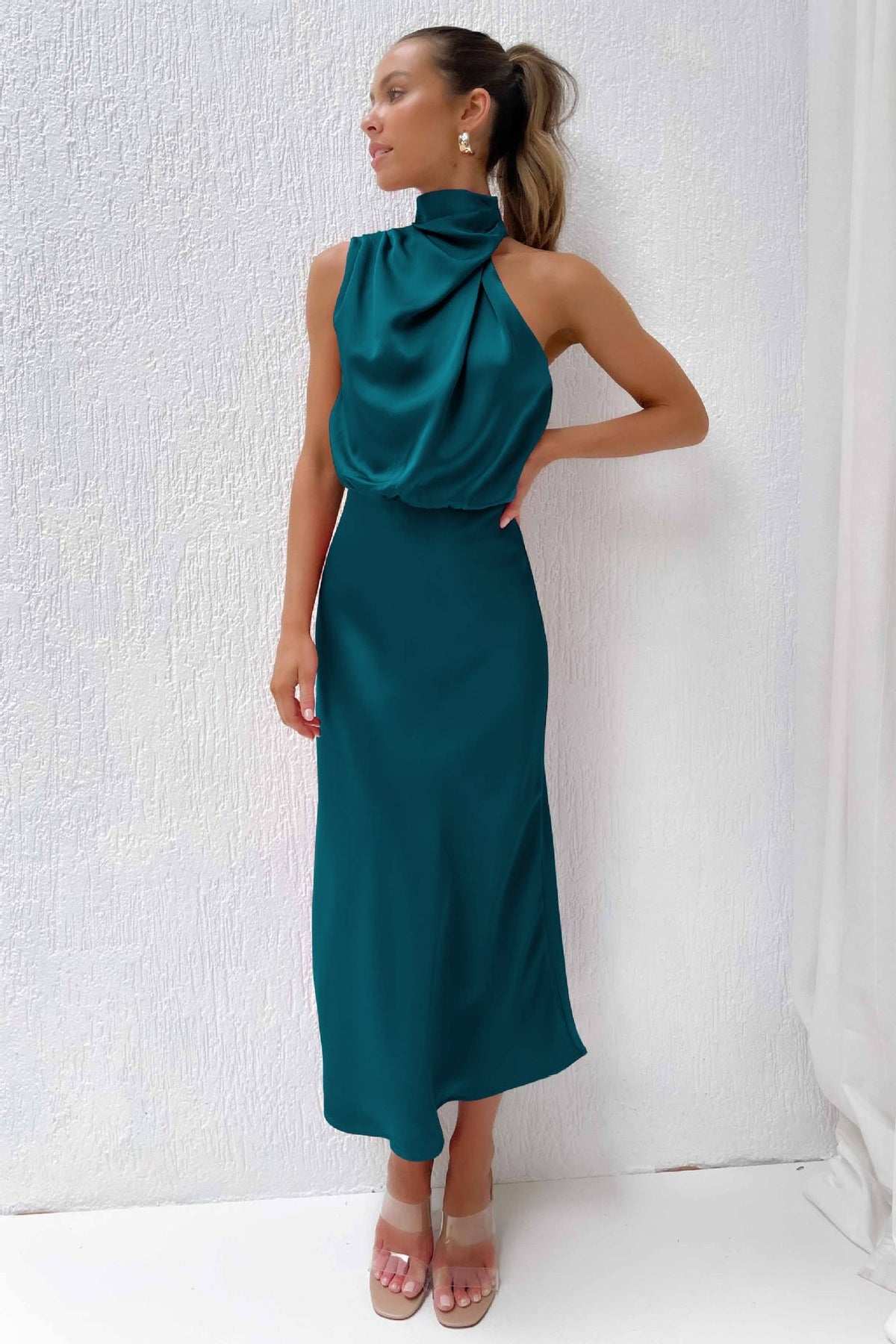 Doris | Women's Stylish Halter Evening Dress