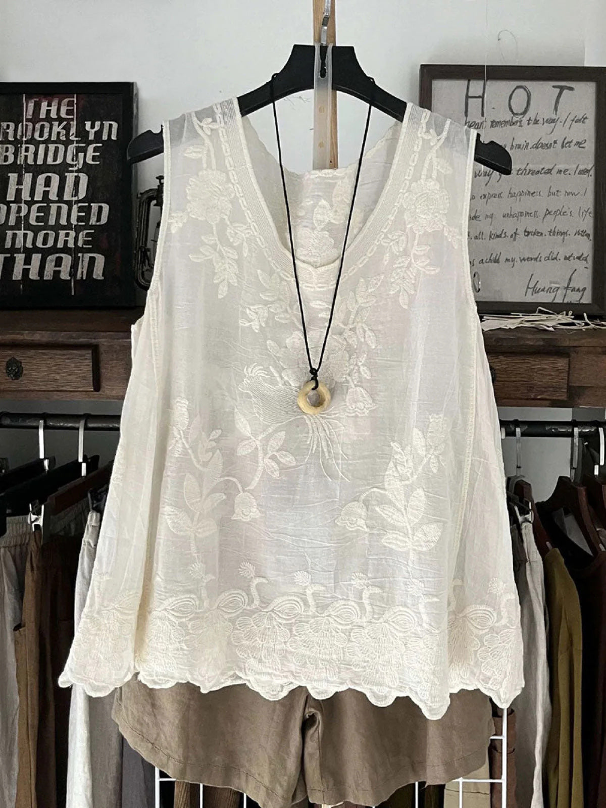 Vintage Plain Lace Floral Sleeveless Casual Vest Top