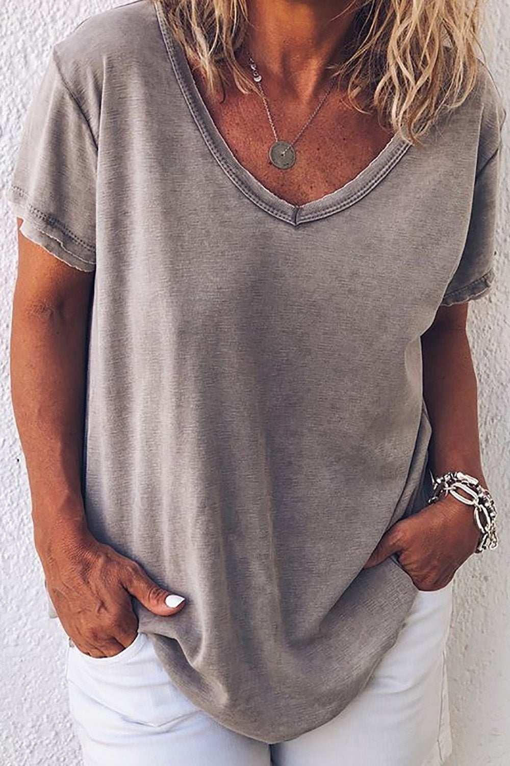 Solid Colour Casual V-neck Short Sleeve T-shirt